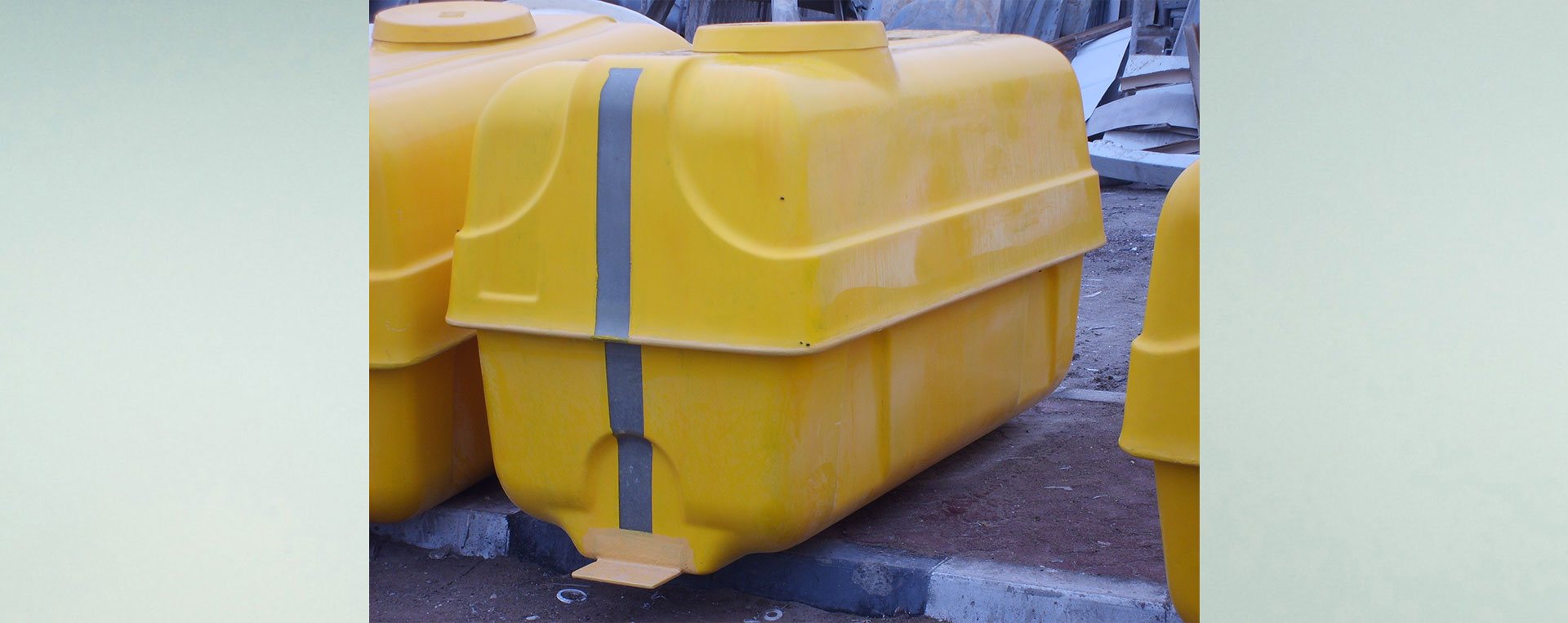 ladder manufacturers in uae, small fiberglass boats manufacturers